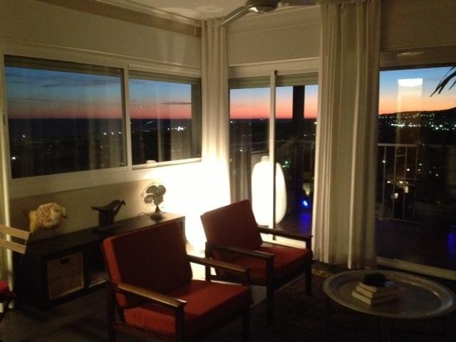 Sea Views Penthouse Leilighet *